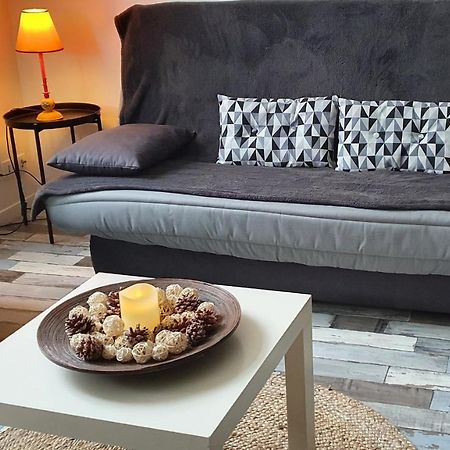 Escale Dinannaise Apartment Bagian luar foto